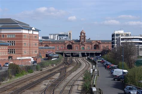 Car hire nottingham railway station  Accommodating and friendly staff